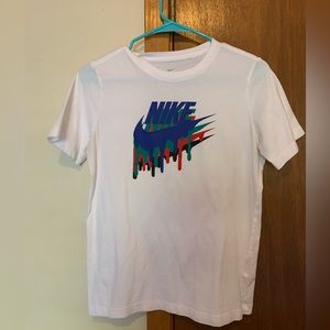 Nike Youth Drip Shirt sz L